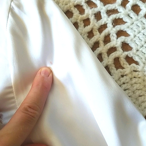 Vintage Embroidered Silky Blouse - Picture 7 of 10